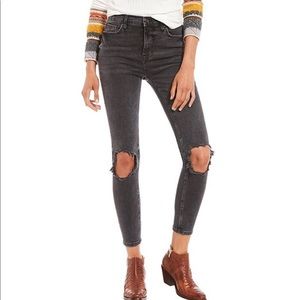 High rise busted skinny